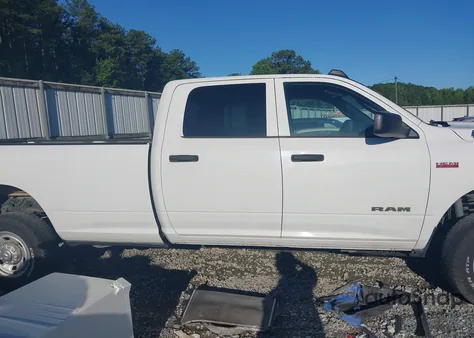 2022 Ram 2500 Tradesman 4X4 8' Box from USA, damaged, VIN 3C6UR5HJ3NG202553